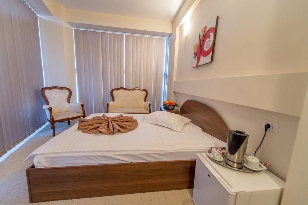 Hotel Rexton Craiova Exteriér fotografie