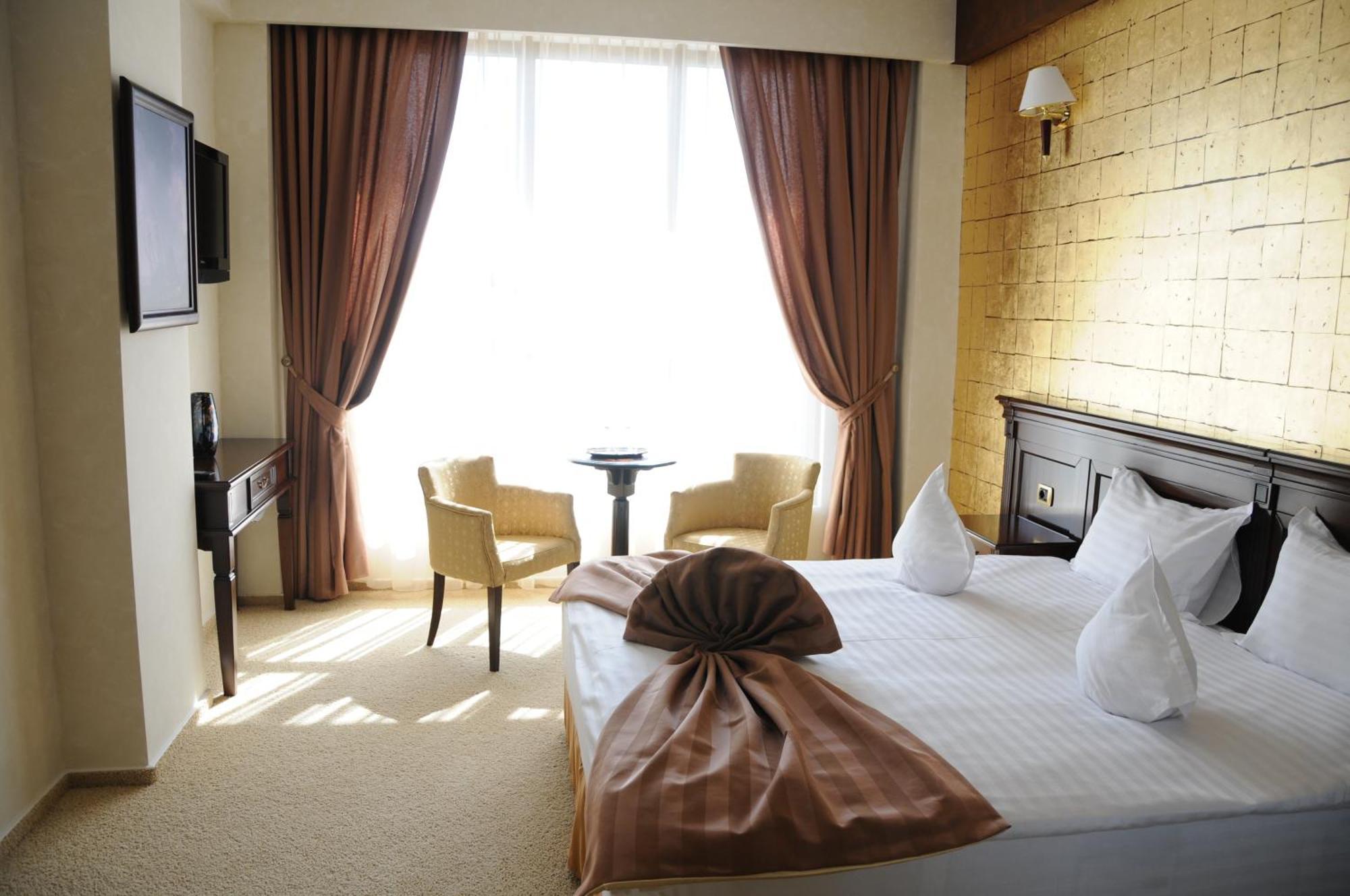 Hotel Rexton Craiova Exteriér fotografie